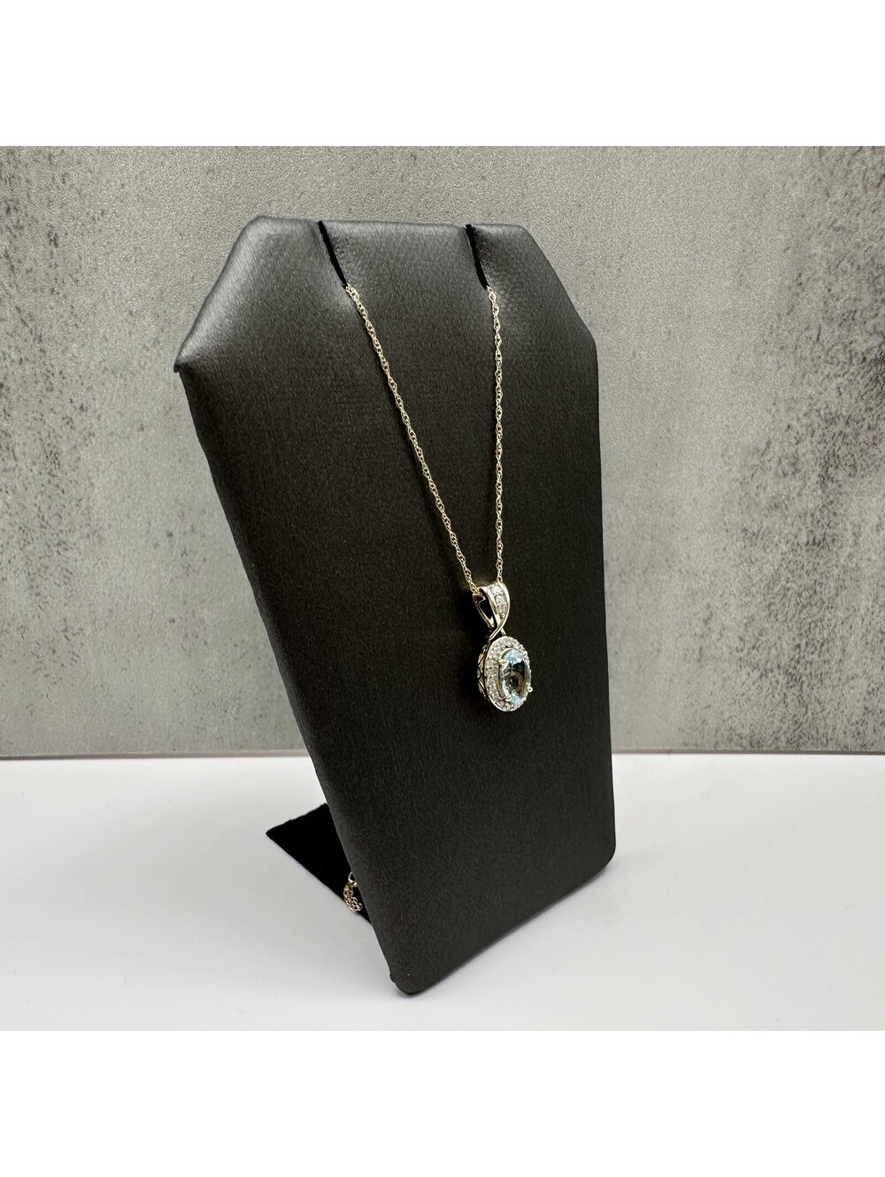 Aquamarine Diamond Pendant Necklace 10kt Yellow Gold 0.15ctw 18in New - Picture 3 of 5